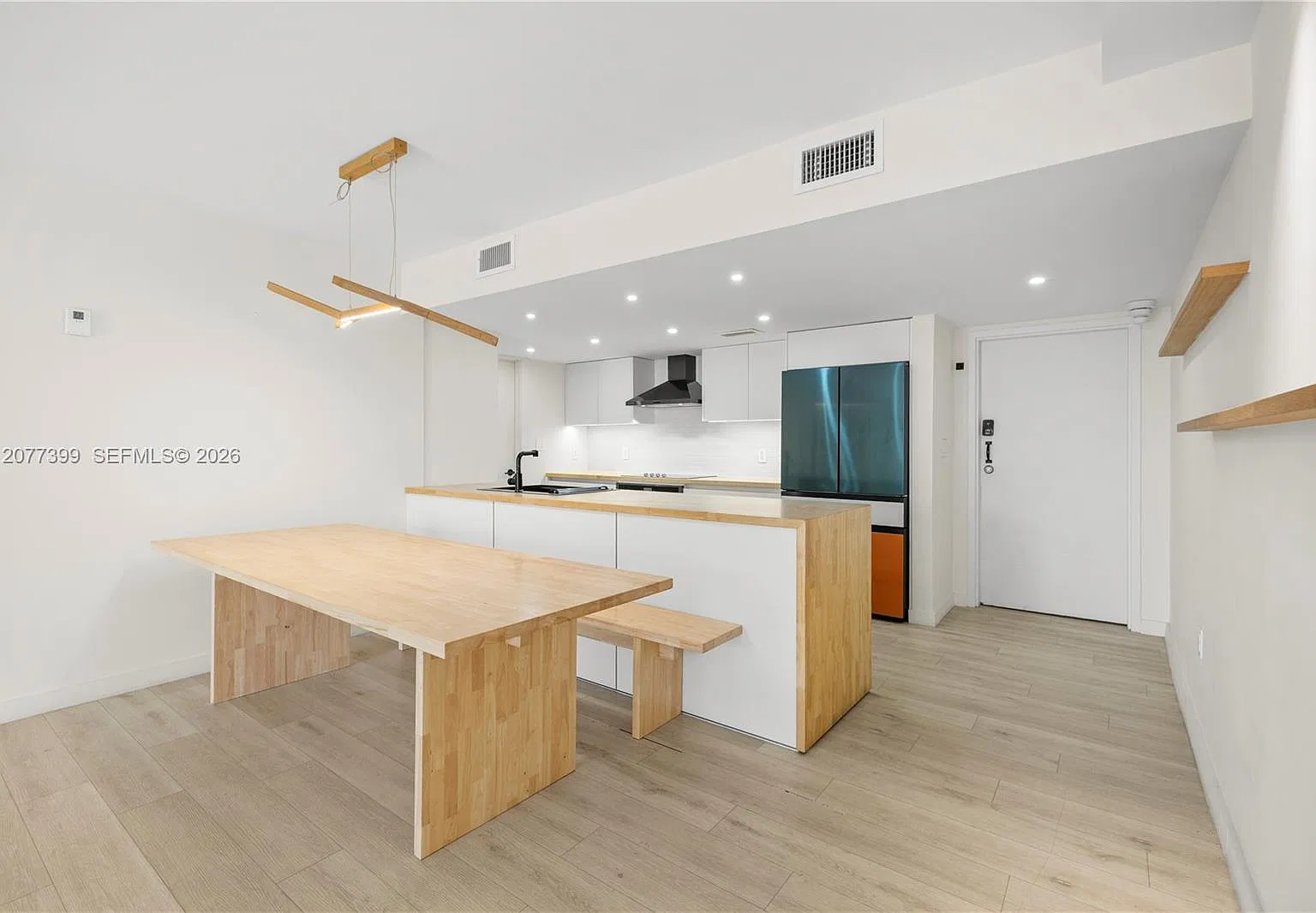 Cape Florida Club Condo P — Photo 4