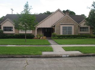 5659 Wigton Dr, Houston, TX 77096