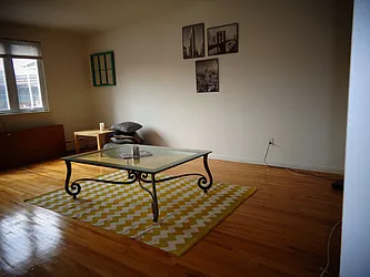 Rented by Zikos Realty Services