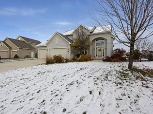 10006 Honeysuckle Ave N, Brooklyn Park, MN 55443