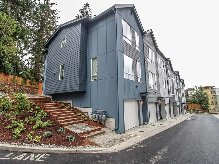 10942 NE 189th Pl #G — Photo 24
