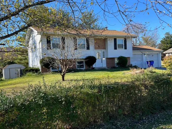 10099 Quail Knob Ln, Frederick, MD 21702