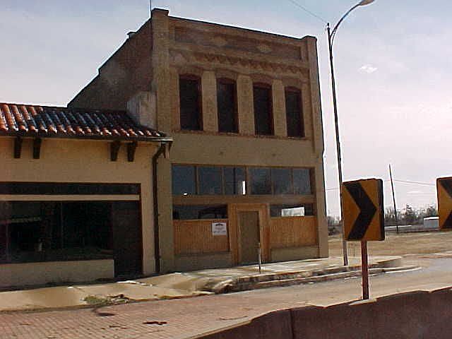1st image of 103 Avenue A NE