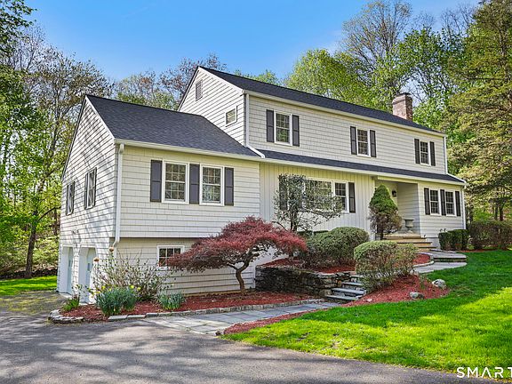 2nd image of 79 Pipers Hill Road