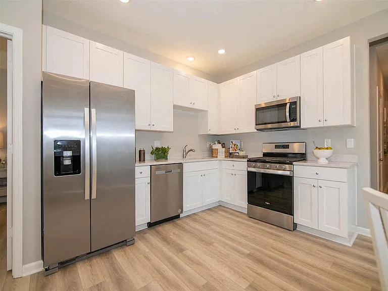 2881 Cross Branch Dr — Photo 6