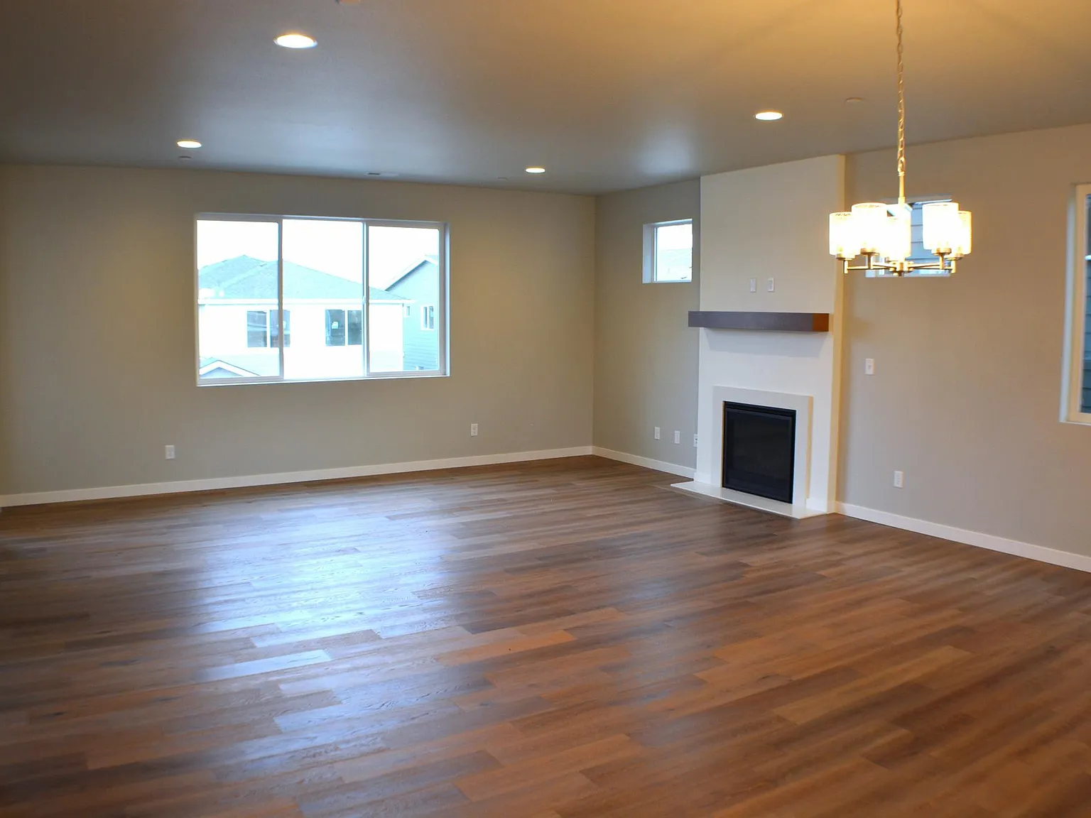 8732 68th Ave NE — Photo 3
