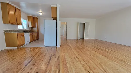 948 14th St Photo 1