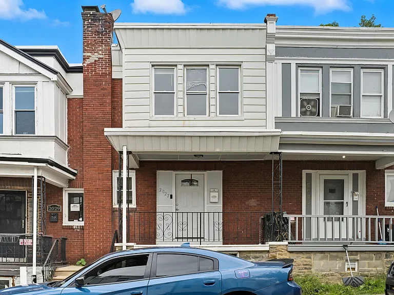 2027 Widener St — Photo 2