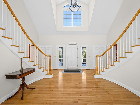 5th image of 169 Tisquantum Road