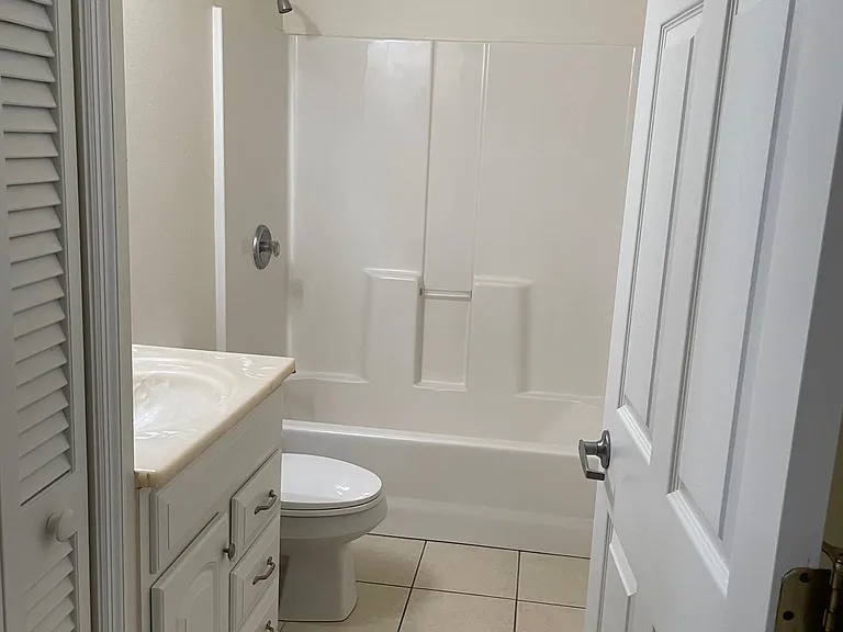 2015 Saint George Dr — Photo 14