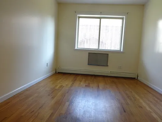 Rented by Blue Egg Realty Corp | media 22