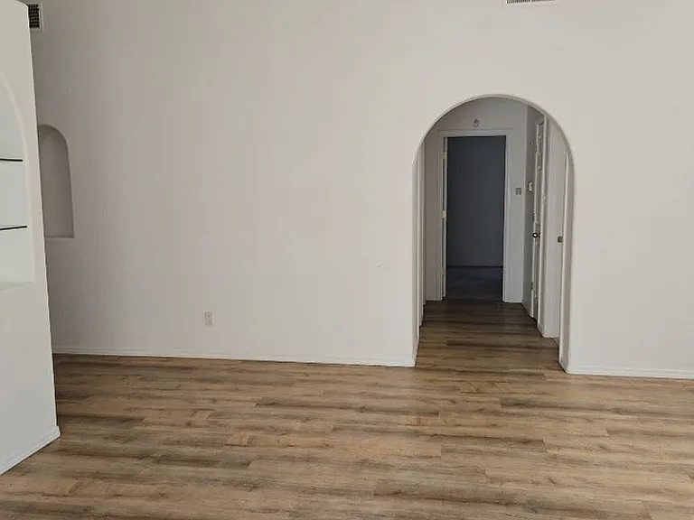 8415 Calle Soquelle NE — Photo 8