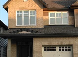 222 Fergus Cres, Ottawa, ON K2J 3L7