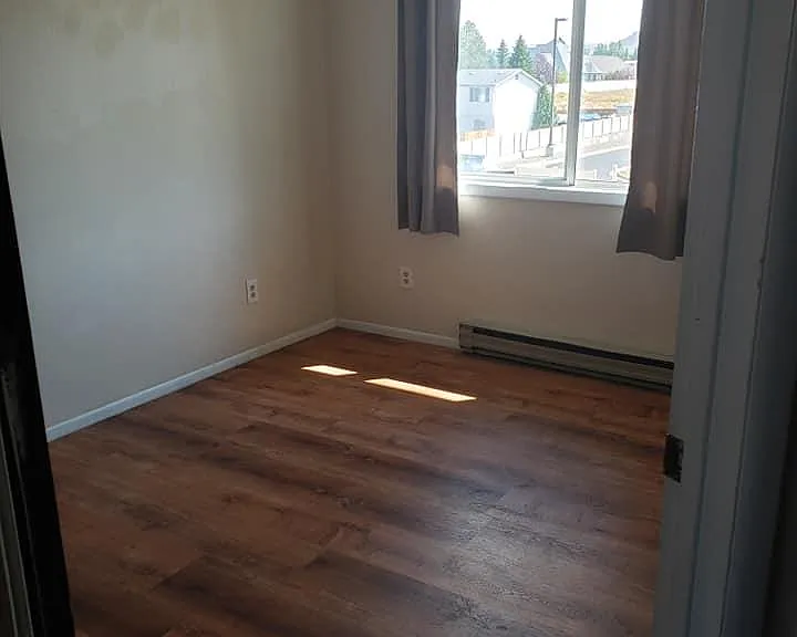 400 Monroe Ave — Photo 6