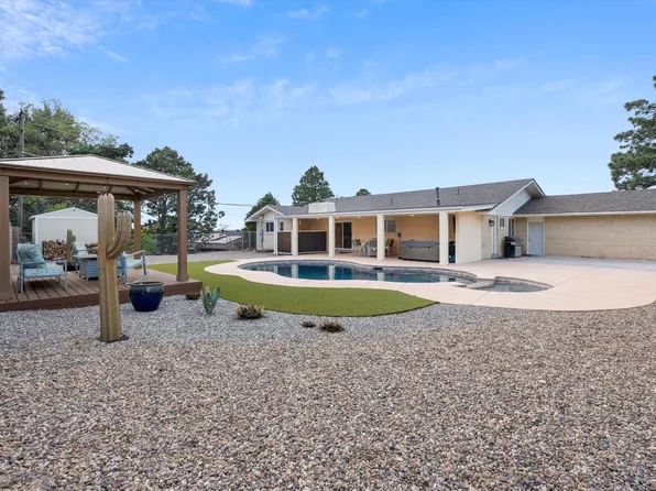 830 Stagecoach Rd SE, Albuquerque, NM 87123