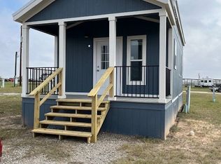 404 Euel Moore Dr #18, Kingsland, TX 78639