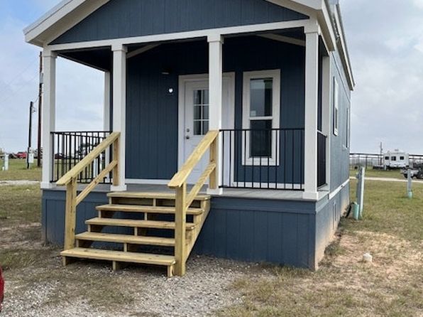 404 Euel Moore Dr #18