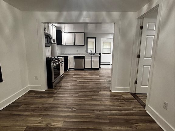 3rd image of 333 Bingham Road