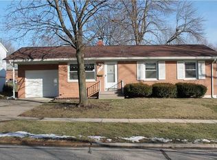 341 Owen St NW, Cedar Rapids, IA 52405