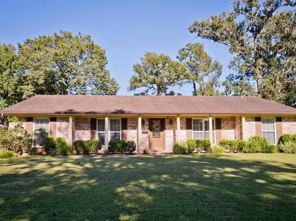 920 Wisteria Dr, Beaumont, TX 77706