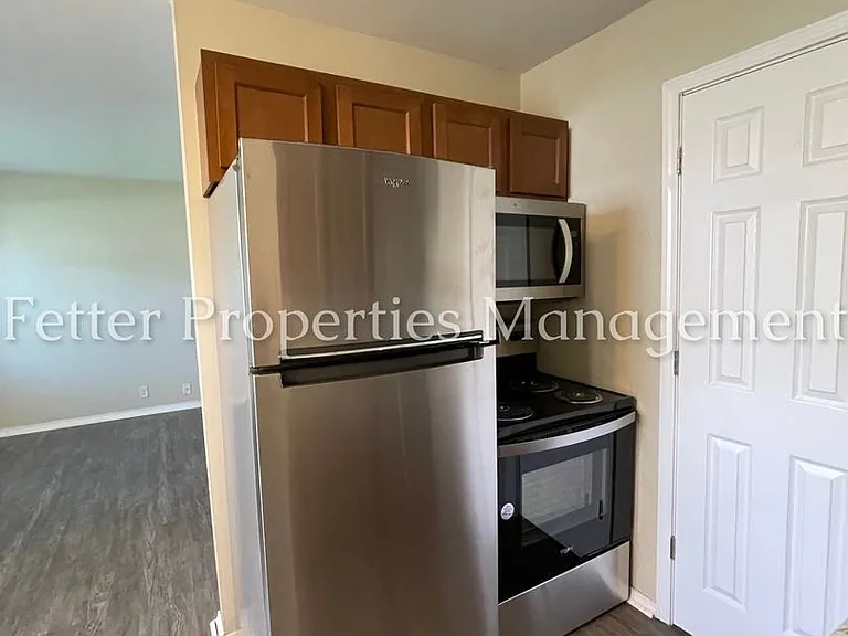 3404 Marion Ave — Photo 4
