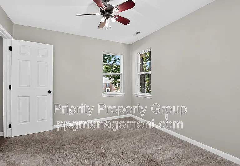 6424 Spanish Moss Ln — Photo 17
