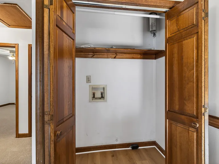 18 Colonies Lndg — Photo 19