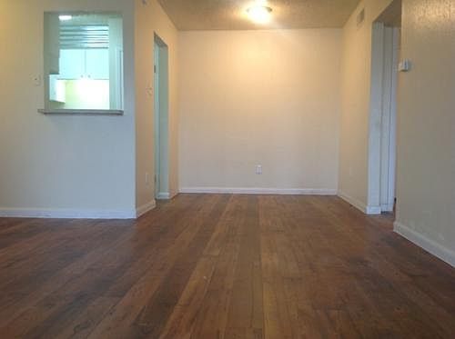 1st image of 2520 Elmont Dr APT 114