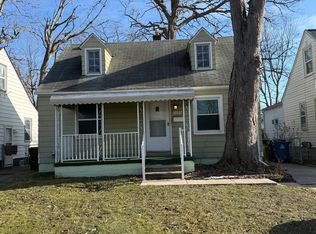 5133 Mildred St, Wayne, MI 48184