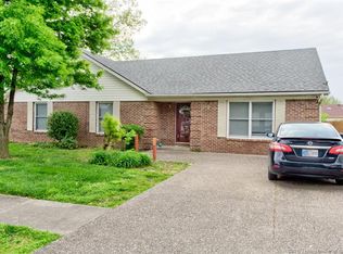 1319 Sunshine Ln, Jeffersonville, IN 47130