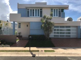 9514 Plaza Borinquen, Toa Baja, PR 00949
