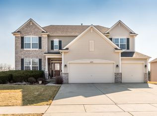 1271 Dorr Dr, Sugar Grove, IL 60554