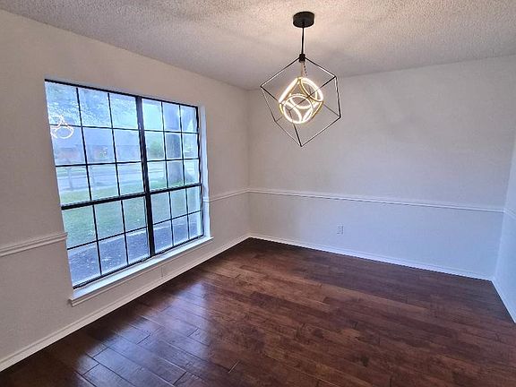 5th image of 5117 Vera Cruz Dr