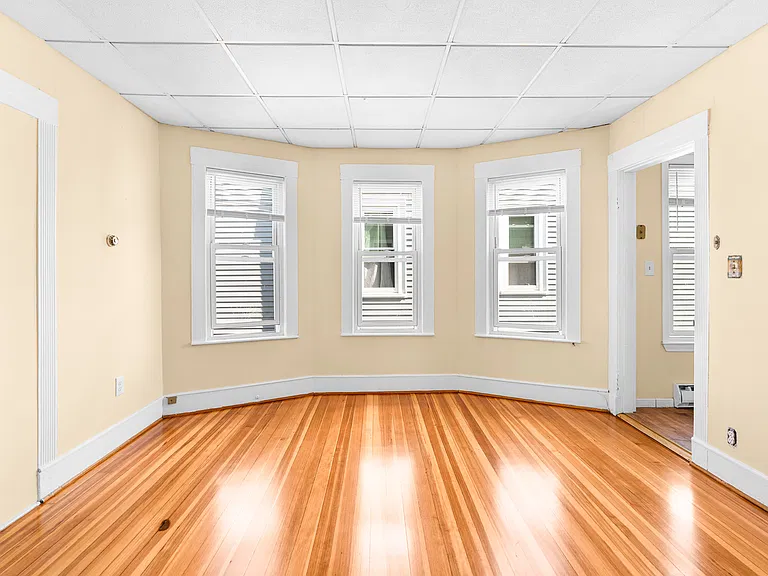 15 Oakland Ave #3 — Photo 3