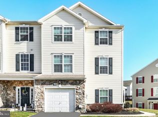 2215 Live Oak Ln #2215, York, PA 17406