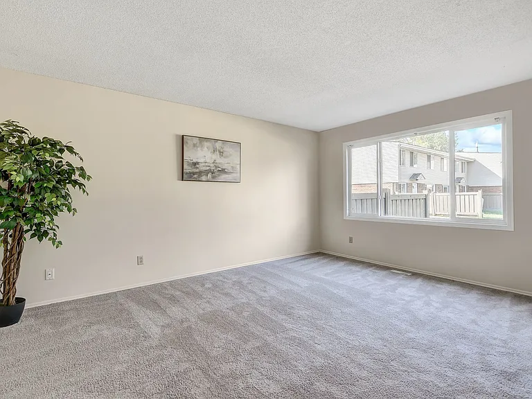 9702 Prairie Rd — Photo 13