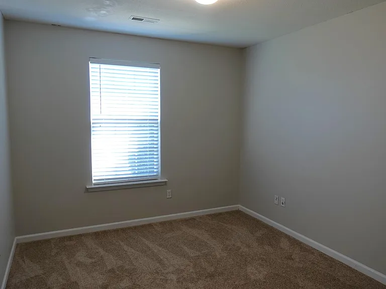 139 Stockbridge Dr — Photo 20