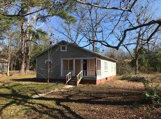 883 Perry Dr, Macon, GA 31217