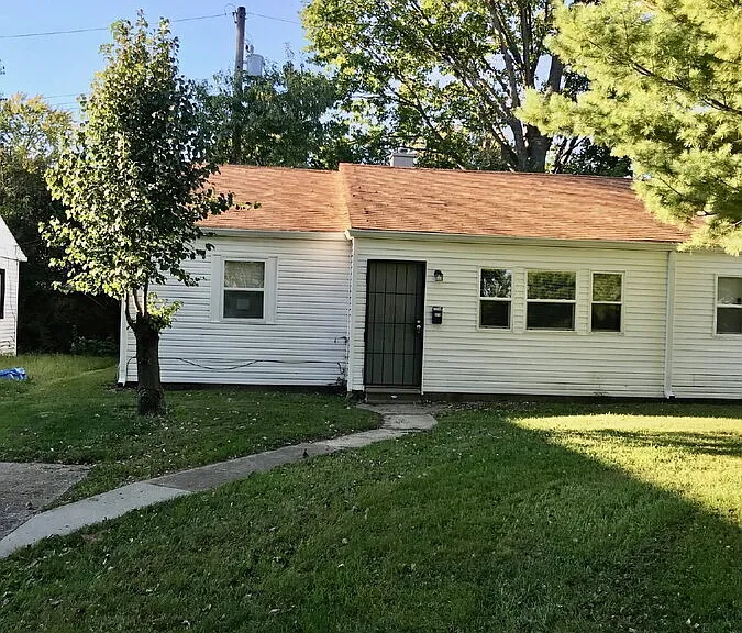 6120 Nimitz Dr — Photo 1