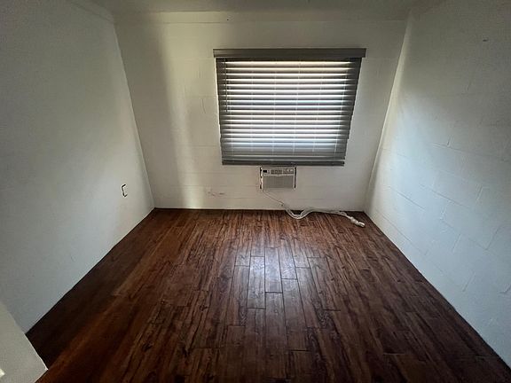 2nd image of 202 M A Board St #8