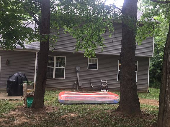 4th image of 20882 Bellemeade Dr