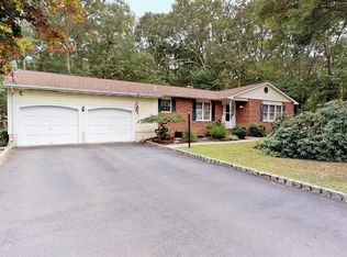 3 Red Maple Rd, New Egypt, NJ 08533