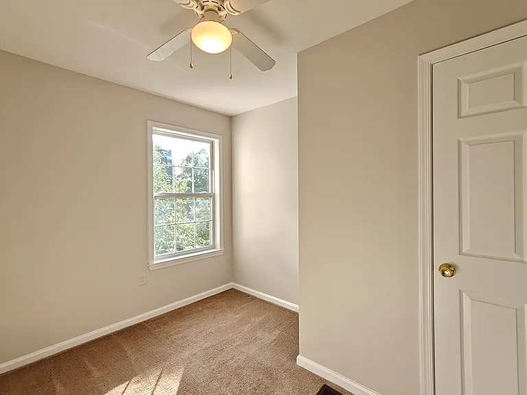 88 Devon Rd — Photo 21