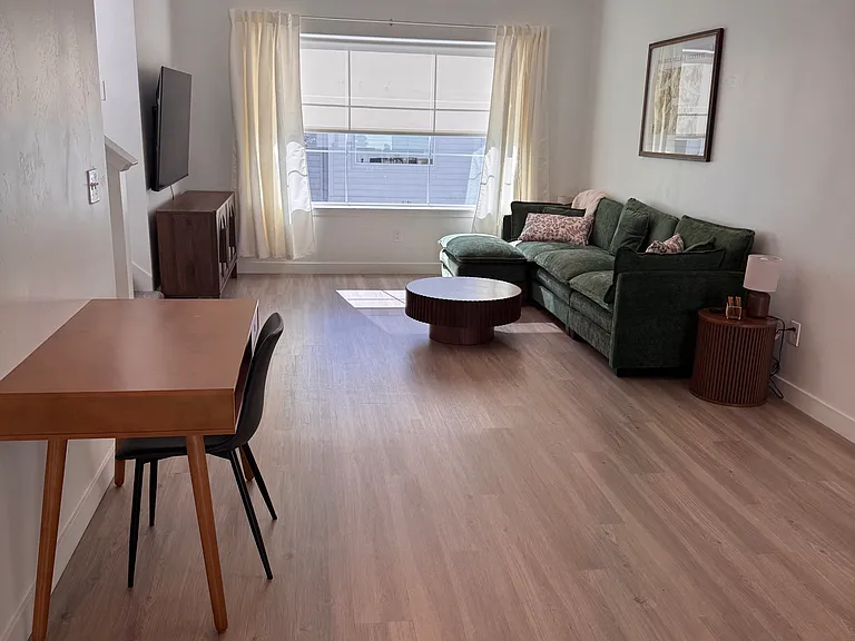 860 Place Townhomes — Photo 43