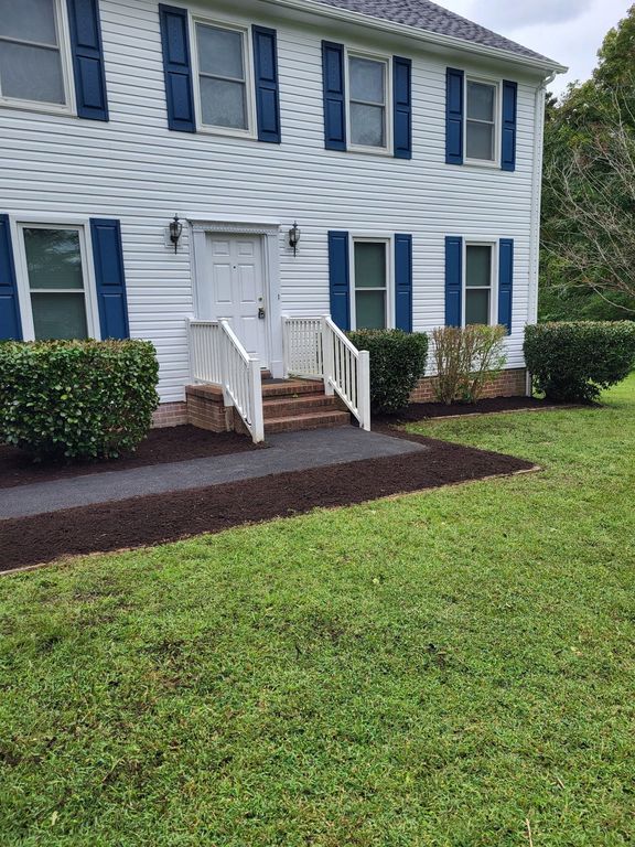 212 Crescent Dr - Property Image
