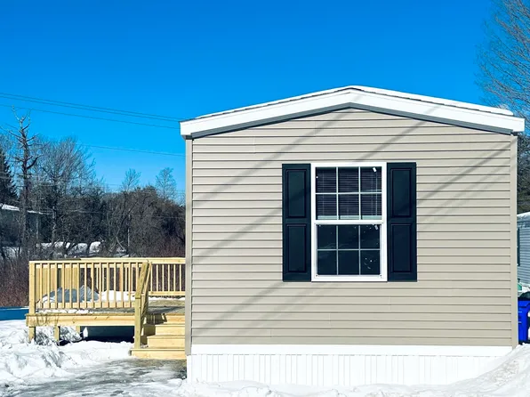 40 Hampton Road #A8, Exeter, NH 03833