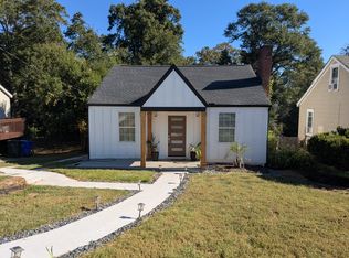 14 Hawthorne Ln, Greenville, SC 29605