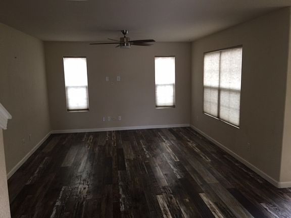 2nd image of 572 River Oaks Dr