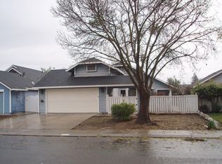 1424 Christiansen Dr, Modesto, CA 95355