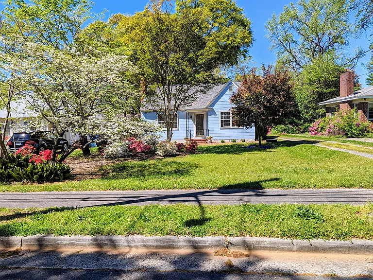 957 Beverly Dr — Photo 11